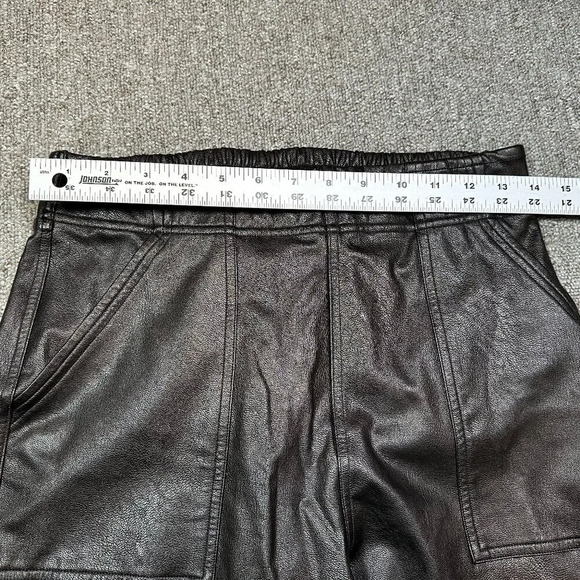 Spanx Faux Leather Vegan Jogger Pants in Black Size Small - Picture 4 of 7